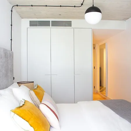 Appartamento Deluxe 2bdr In Center By Lovelystay Lisbona